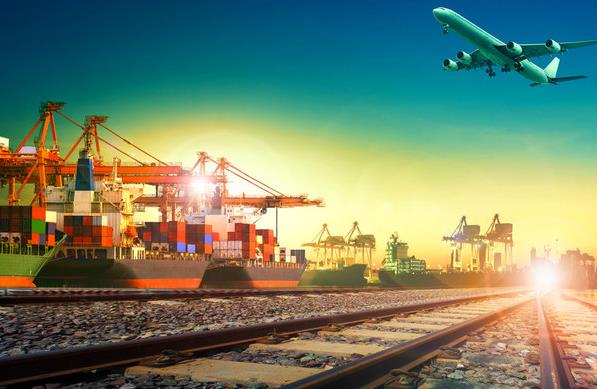 日照港船運作為中國重要的港口之一，發揮著巨大的作用