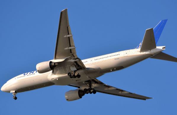 美國空運貨代提供了快速的貨物運輸服務