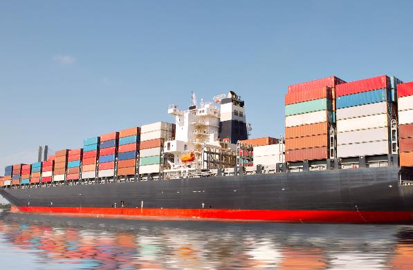 國際物流促進了跨國跨區(qū)域的供應鏈和產業(yè)鏈的穩(wěn)定運作