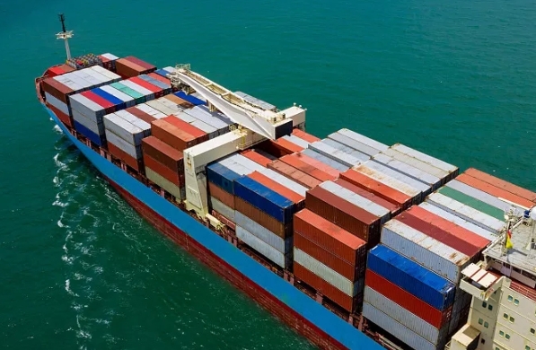 隨著全球化日益加深，國際貨運(yùn)成為了連接世界各地經(jīng)濟(jì)的重要紐帶
