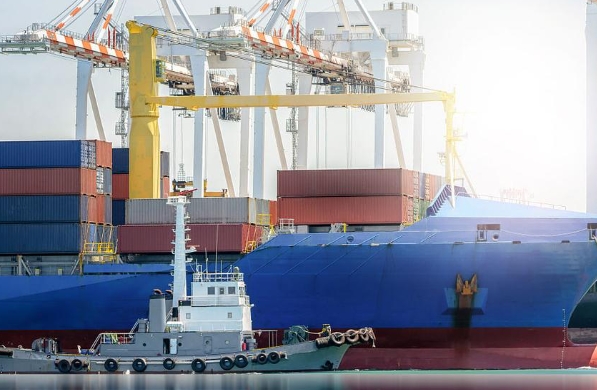 隨著印尼經(jīng)濟(jì)的持續(xù)增長和人口的不斷增加，其物流需求將持續(xù)擴(kuò)大