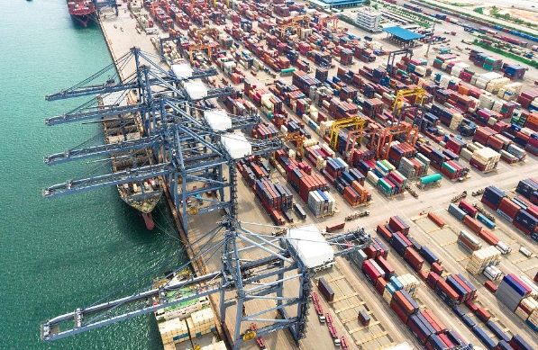 美國海運是美國國內(nèi)經(jīng)濟發(fā)展強大引擎，也是推動國際貿(mào)易的重要力量