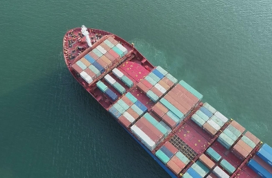 國際貨代助力更多企業(yè)跨越山海，暢通無阻地走向世界舞臺